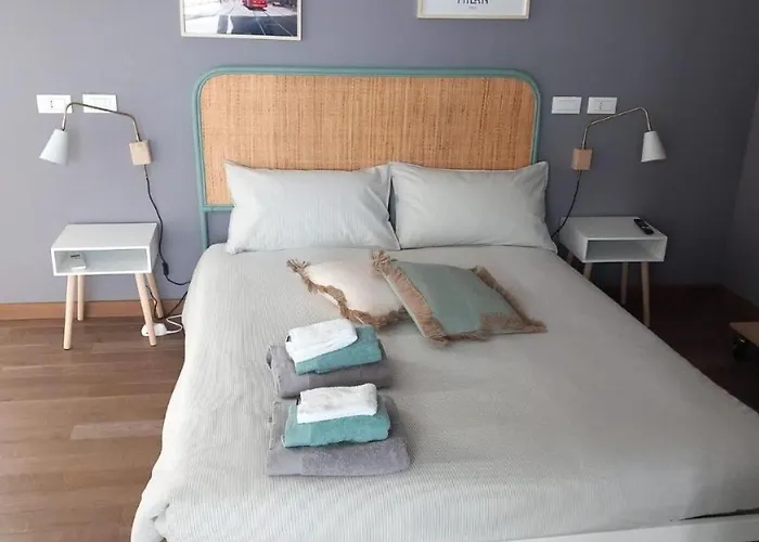 Sui Generis Penthouse With Terraces דירה