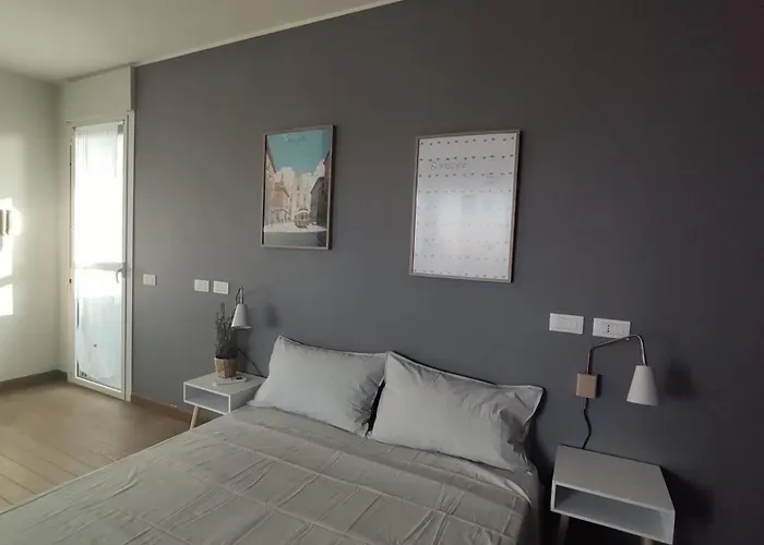 Sui Generis Penthouse With Terraces מילאנו