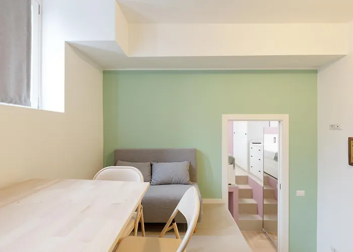 Insubria Park - Pastel Color Apartment! 밀라노