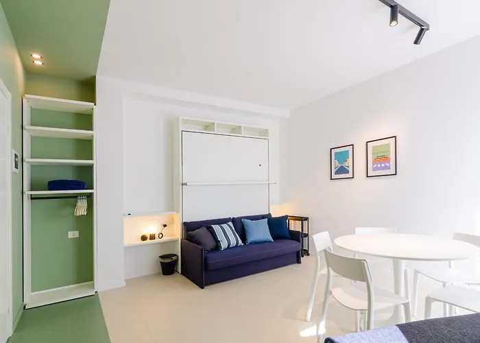 San Siro Blue Flat *