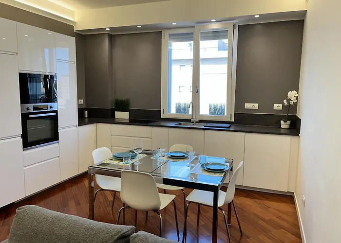 Apartment Casamia Tra Navigli E Universita-free Parking Milan