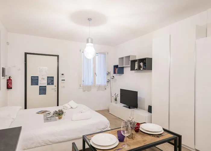 Easylife - - Magolfa 1 N8 - Navigli 公寓 *