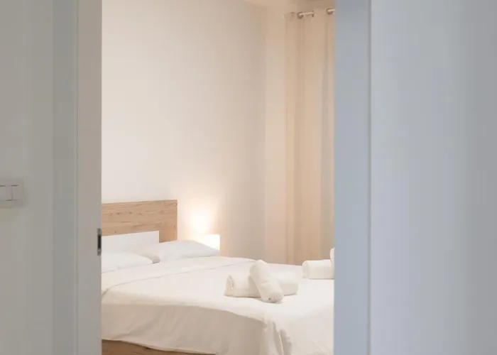10min Rhofiera & Sansiro - 5min Metro - Ac - Freeparking * Μιλάνο