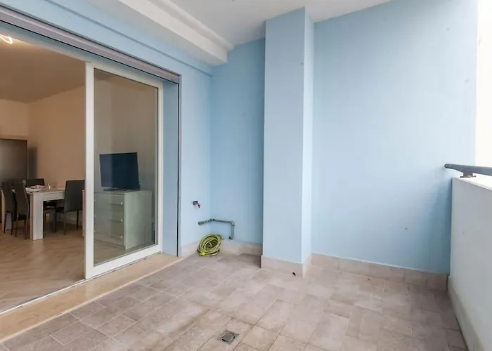 Apartament 12th Floor Diamond Tower - 72 *