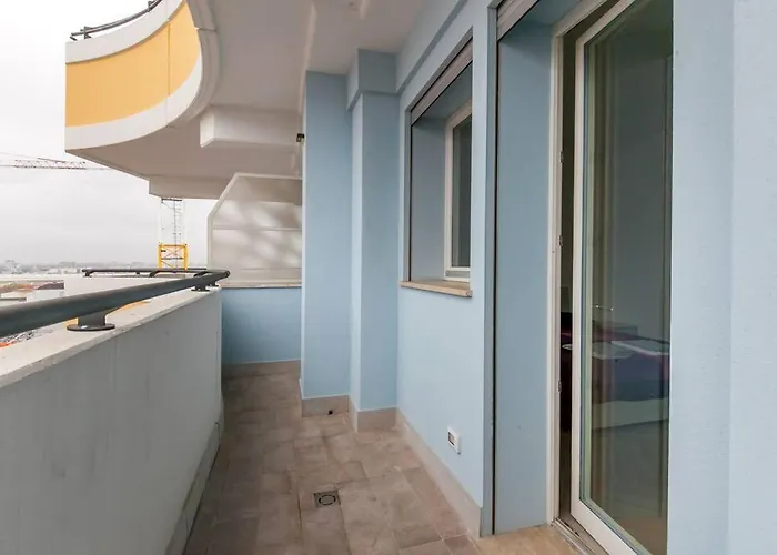 12th Floor Diamond Tower - 72 *