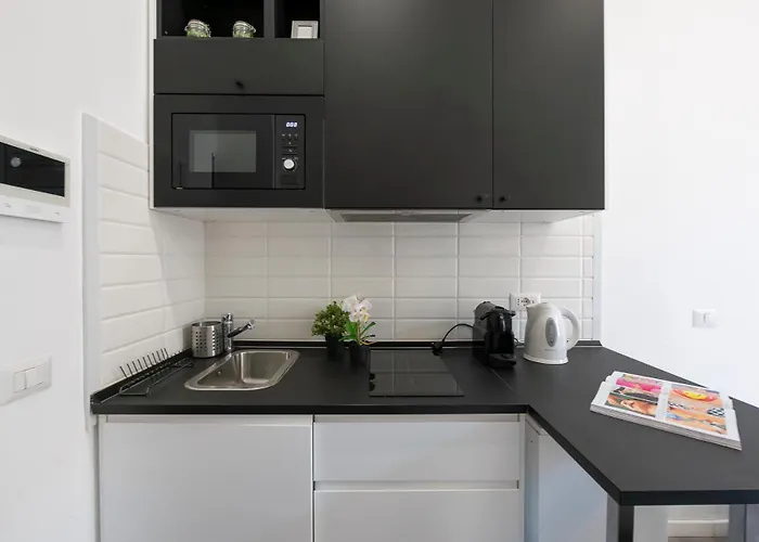 Lägenhet Ihost - Lomellina 14a Milano