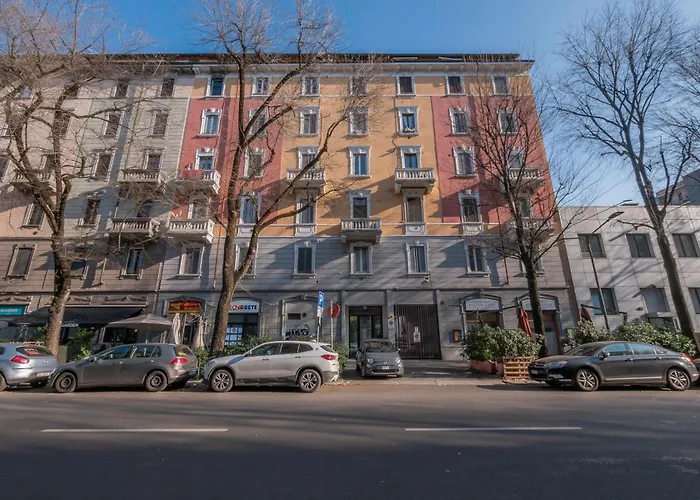 Ihost - Lomellina 14a * Milano