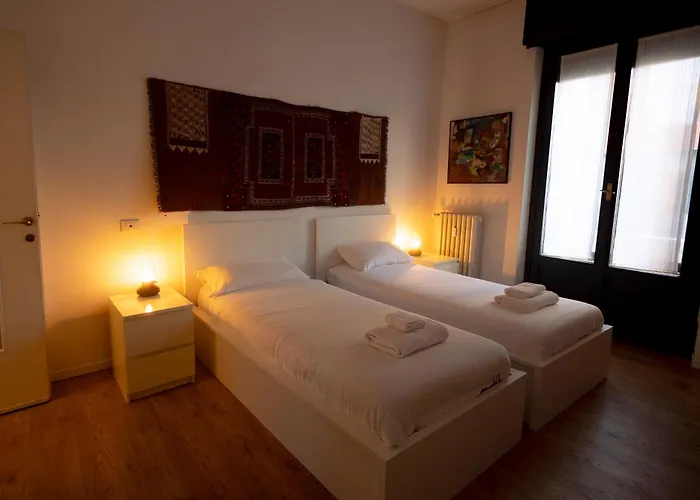 The Lantern Flat - Ticinese Navigli Appartement Milaan