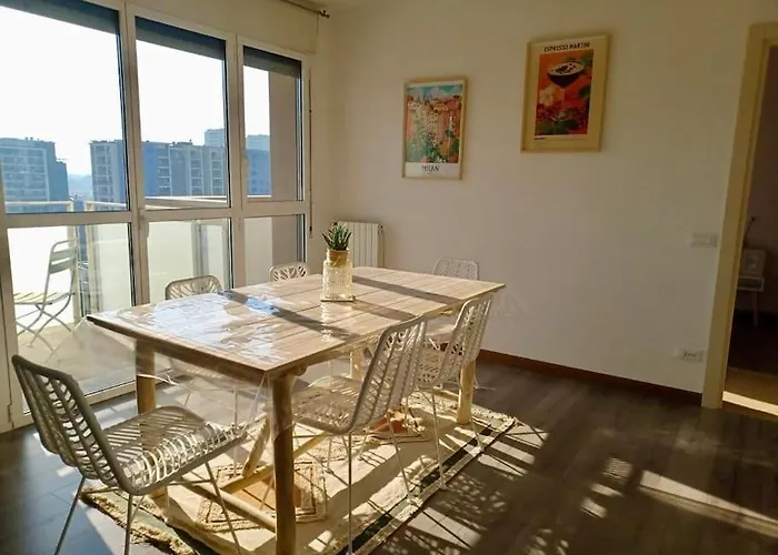 Sui Generis Penthouse With Terraces דירה מילאנו