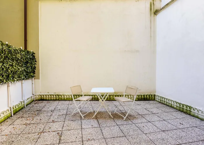 One Bedroom With Terrace Near Duomo
