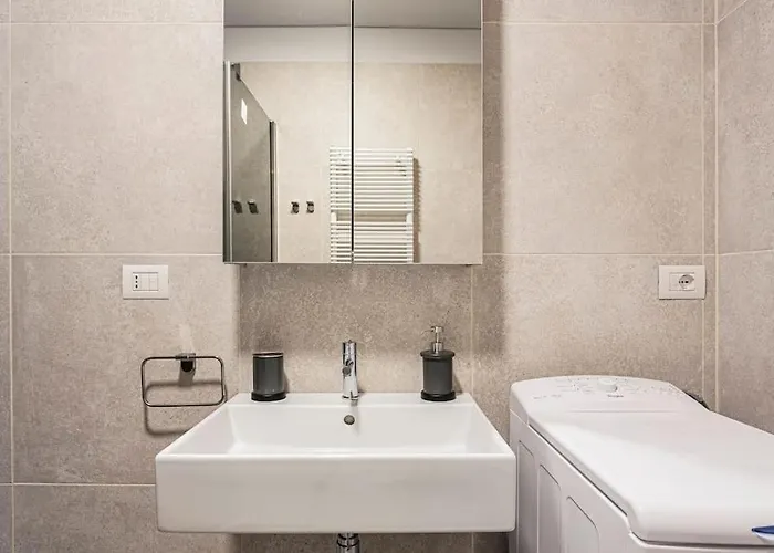 Hostmate - - Freguglia's - Guastalla Apartment Mailand