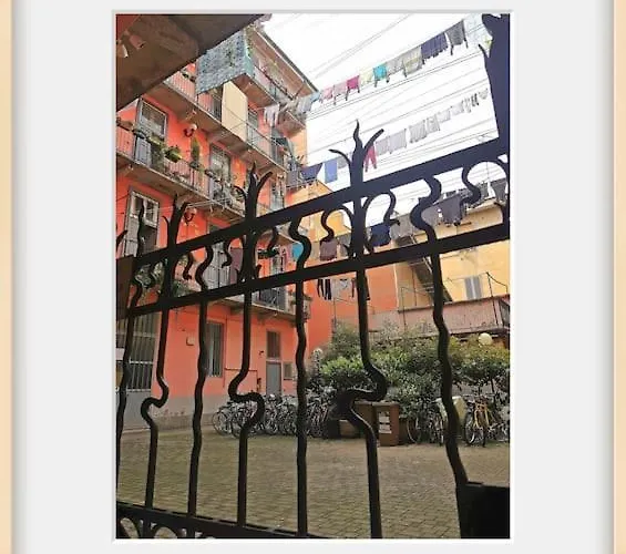 公寓 Metro Stop, Prada & Design