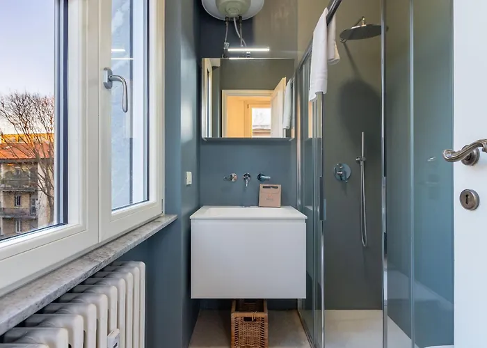 Daire Serra 2br With Terrace By Halldis Milano