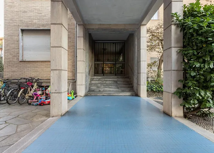 Daire Serra 2br With Terrace By Halldis Milano