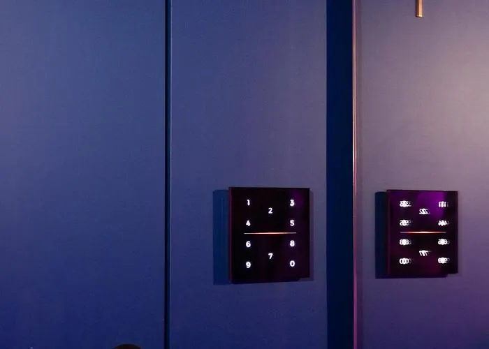 Fontana 16 Milan