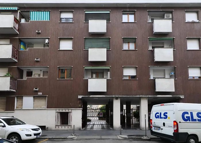 Contempora - Bilocale Casella11 * Milán