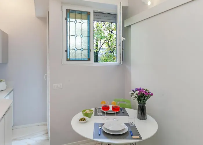 Butterfly Gate Μιλάνο