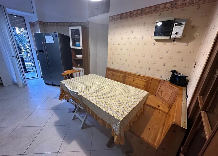 Gigli, Con Cucina In Comune E Terrazza Πανσιόν