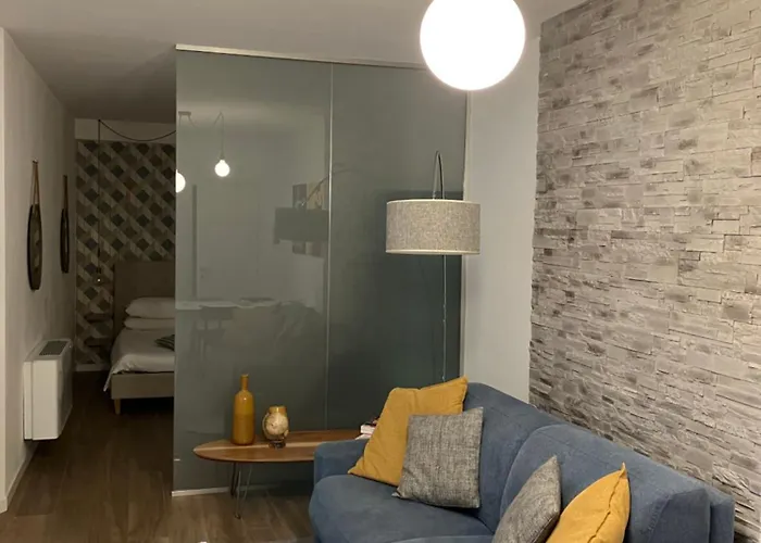 Spazio M&m Cellini 3 * Milánó