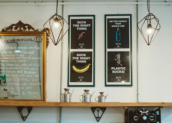 Vandrarhem Madama & Bistrot *