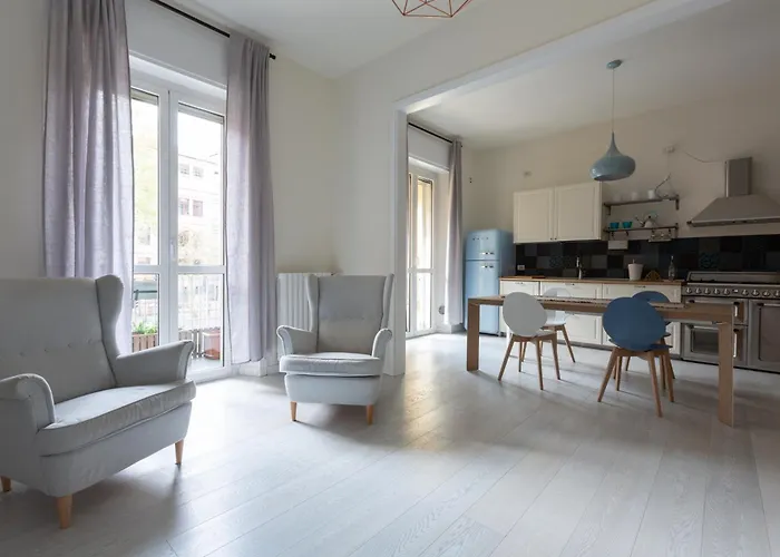 아파트 Porta Volta Bright And Roomy Flat 밀라노