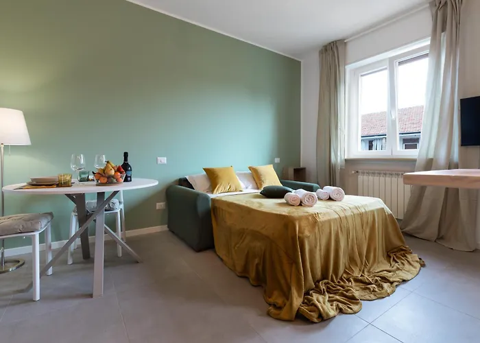 § Littlesuitebande § *