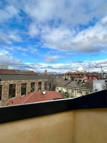 Sky-view Flat In דירה *