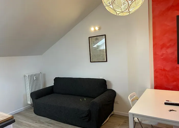 Mansarda Open Space Vicino Zona Isola Appartement Milaan