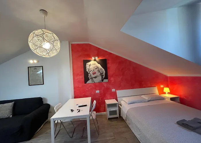Appartement Mansarda Open Space Vicino Zona Isola *