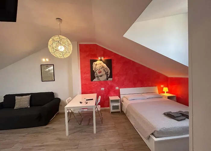 Mansarda Open Space Vicino Zona Isola Appartement *