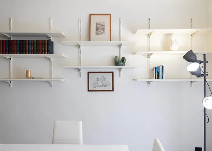 Elegante Bilocale In Zona Risorgimento