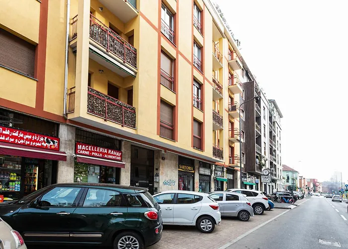 Guesthost - Istria M5 & Zara Comfy Apartman Milánó