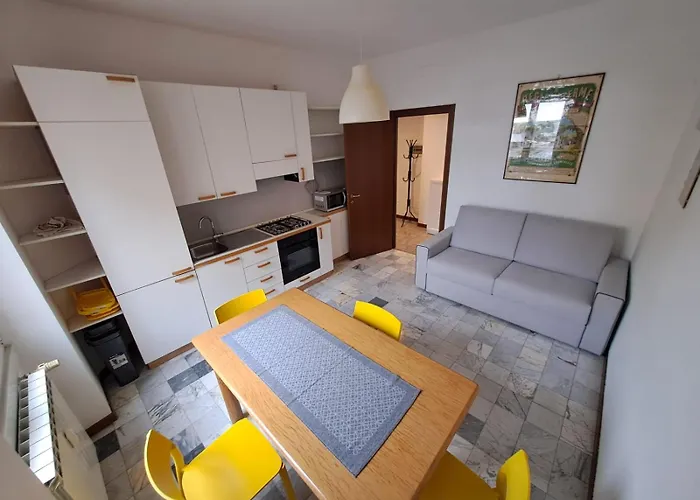 דירה Comfortable And Spacious In *