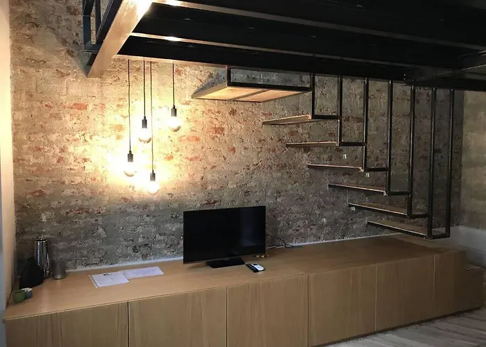 Dezza Loft Apartmán *