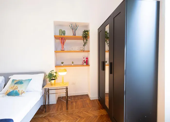 Parco Vittadini شقة