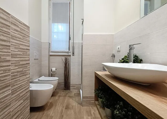 Sahi - Via Dei Ciclamini Mm1 Primaticcio, Stadio San Siro, Ospedale San Carlo ميلان