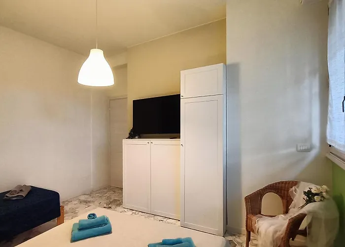 شقة Sahi - Via Dei Ciclamini Mm1 Primaticcio, Stadio San Siro, Ospedale San Carlo ميلان