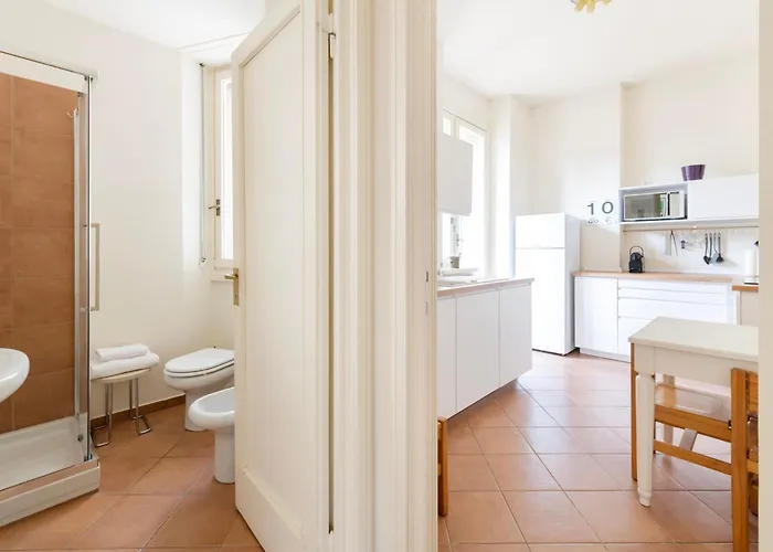 Classy Heritage Home, Center, 7 Guests 公寓 米兰
