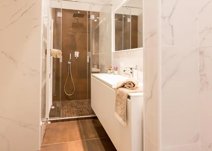 Porta Venezia - Design Con Balcone - 55mq