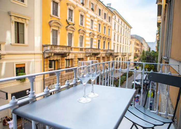 Porta Venezia - Design Con Balcone - 55mq Апартаменты Милан