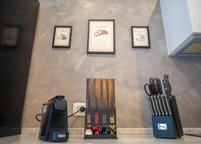 Porta Venezia - Design Con Balcone - 55mq Милан