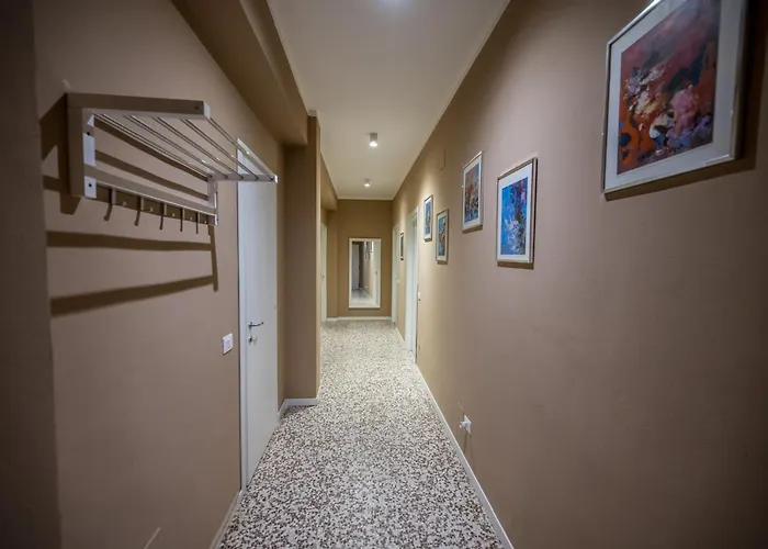 Shortmi Canonica Milano