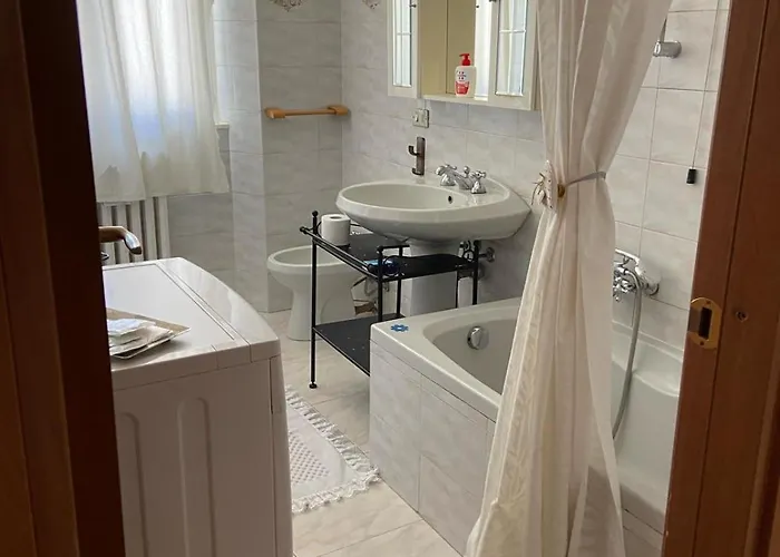 Duomo Bocconi Navigli Apartamento Milán