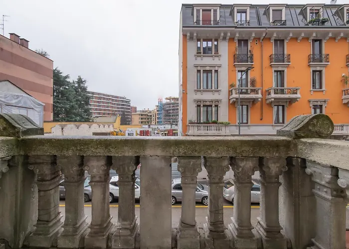 Pollaiuolo 9_bilo * מילאנו