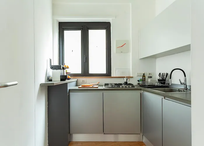 Apartament Duplex Luminoso In Zona Residenziale Mediolan