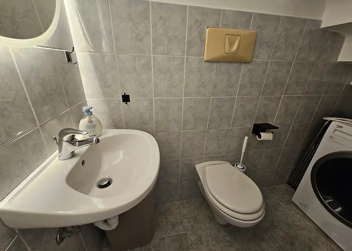 Exclusive Floor 2-bedroom Flat Apartmán *