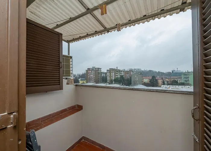 Xenia - Elegant Penthouse In Fiera Area Lägenhet