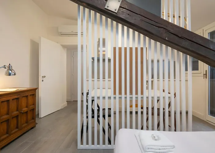 Xenia - Elegant Penthouse In Fiera Area