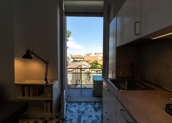 Retreat - Heart Of Milan, Duomo