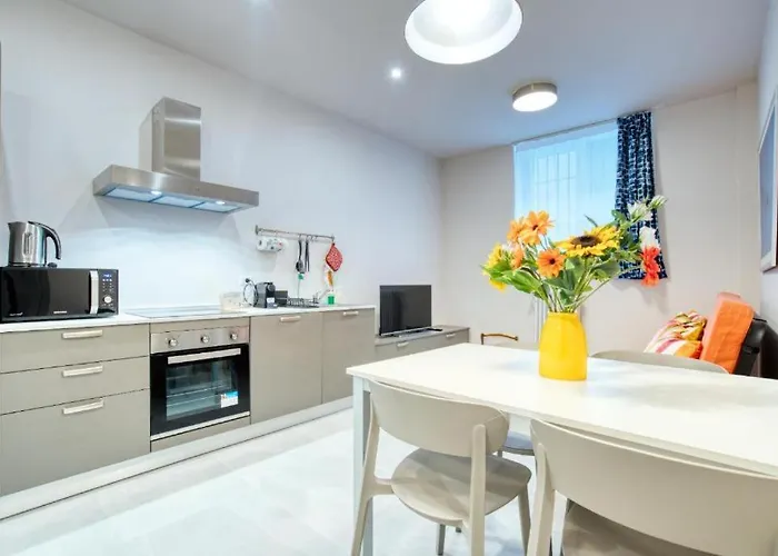 Апартаменты Charlotte Bb House
